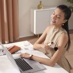 Beoka C1 StylishLite Massage Gun